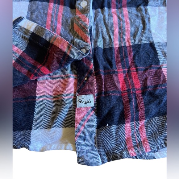 RAILS Women’s Hunter Plaid Button-Up Long Sleeve Shirt Red White Blue Size M - Picture 4 of 10